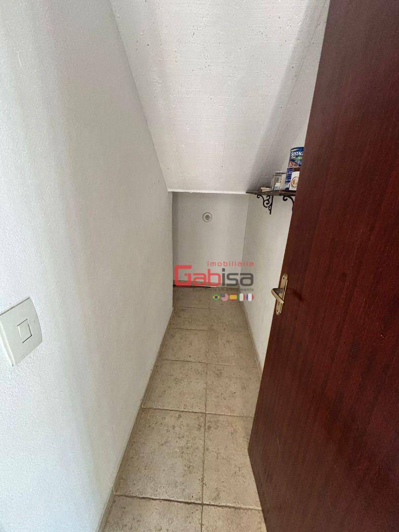 Casa à venda com 5 quartos, 300m² - Foto 19