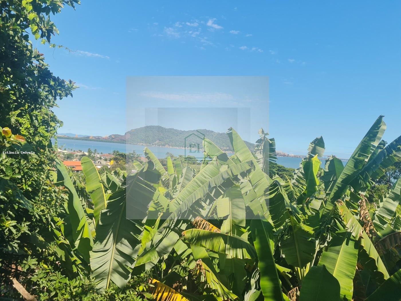 Casa à venda com 3 quartos, 250m² - Foto 9
