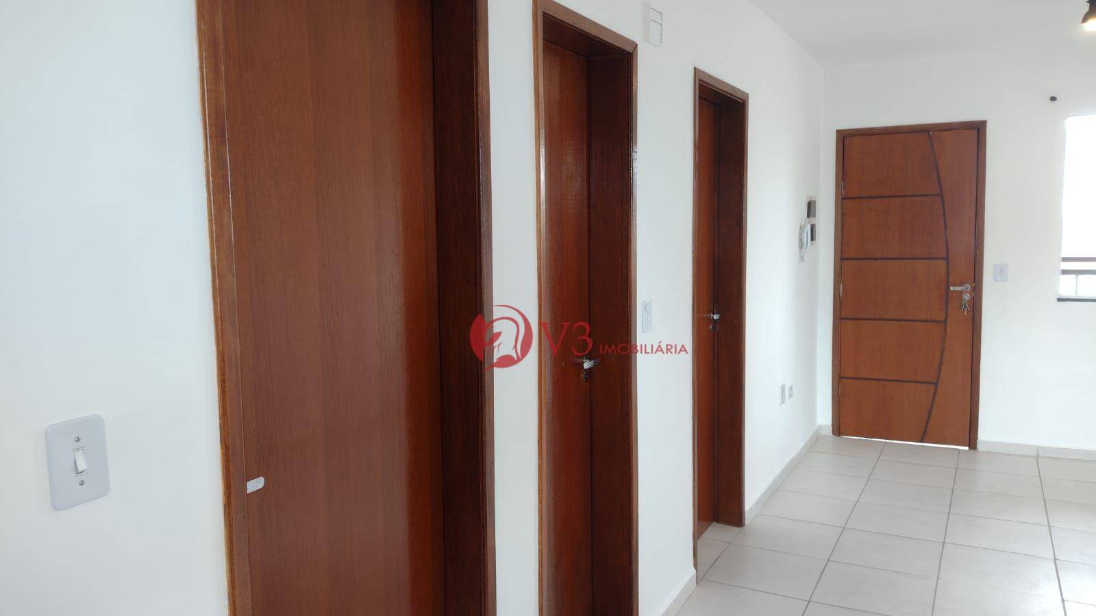 Apartamento à venda com 2 quartos, 42m² - Foto 3