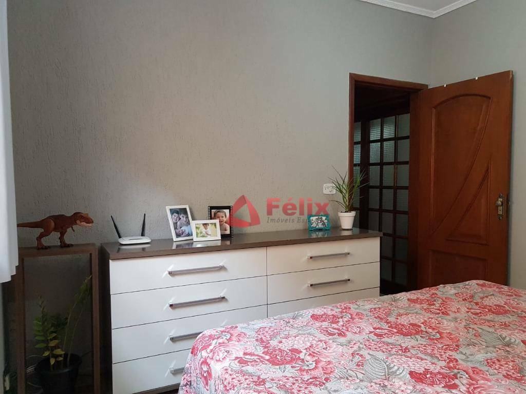 Casa à venda com 3 quartos, 150m² - Foto 11