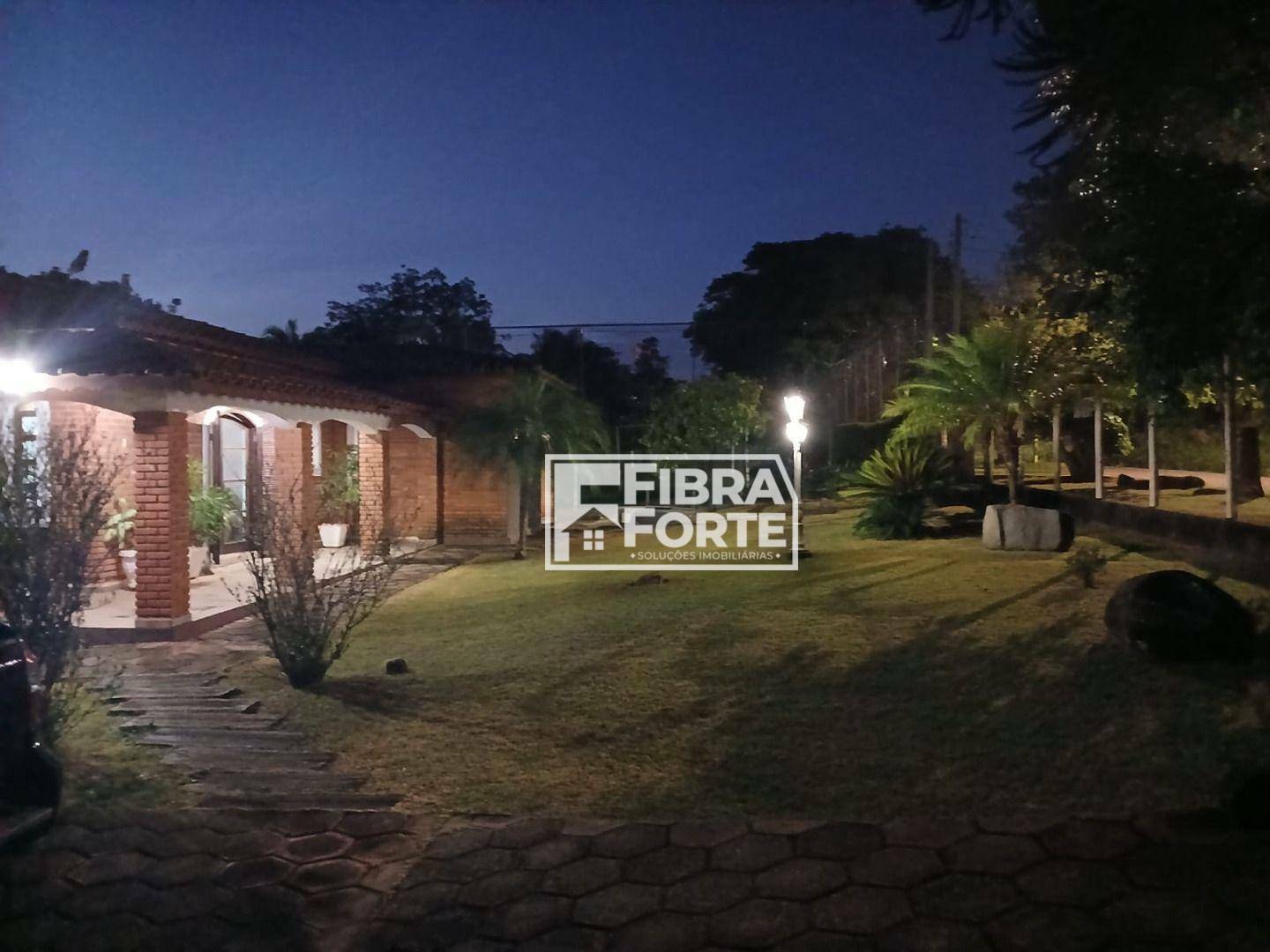 Chácara à venda com 2 quartos, 220m² - Foto 56