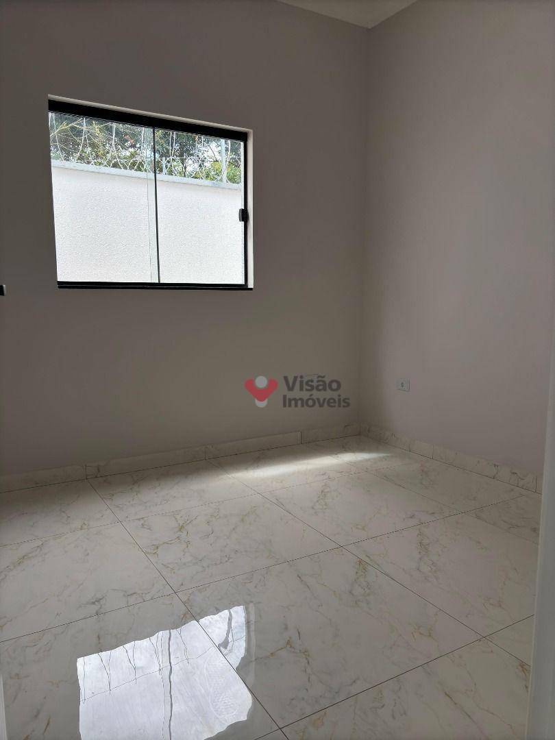 Casa à venda com 3 quartos, 102m² - Foto 15