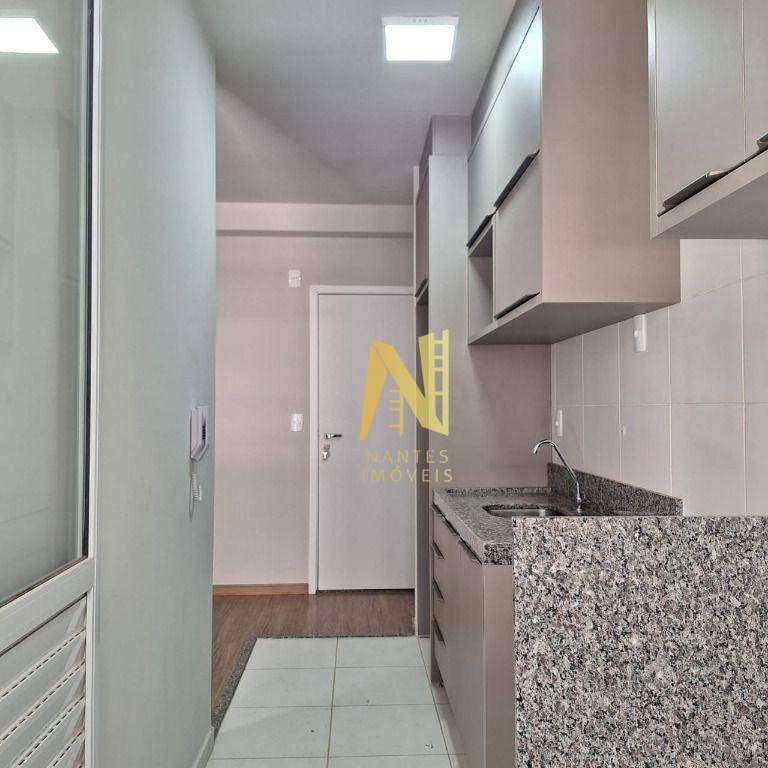 Apartamento à venda com 3 quartos, 65m² - Foto 8