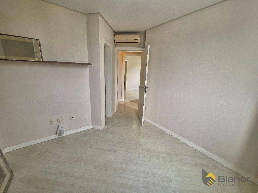 Apartamento à venda com 3 quartos, 110m² - Foto 19