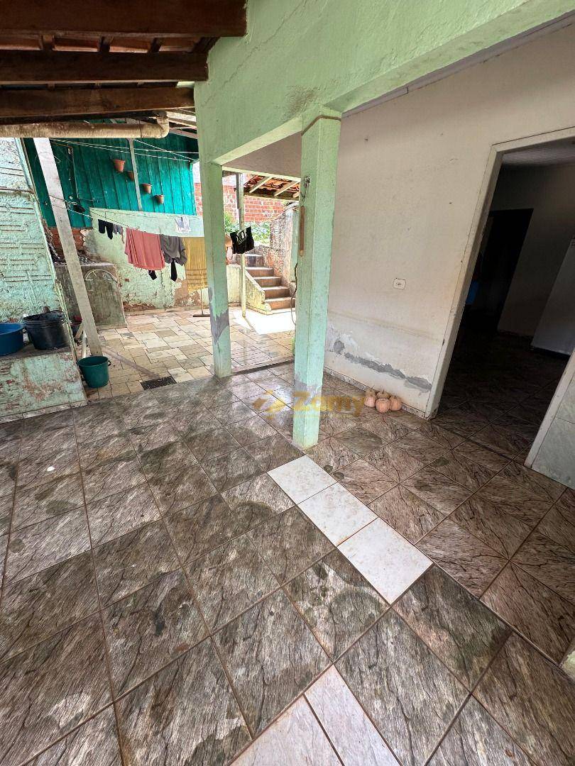 Casa à venda com 3 quartos, 325M2 - Foto 13