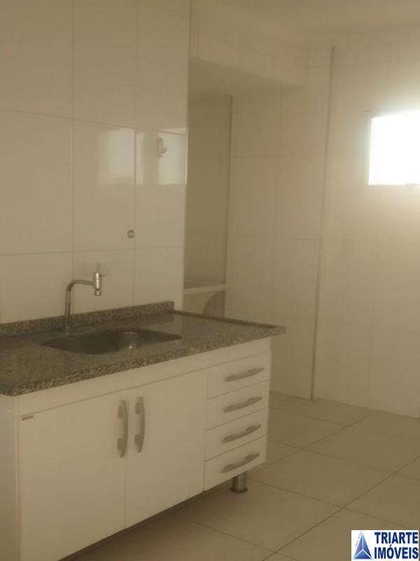 Apartamento à venda com 2 quartos, 67m² - Foto 13