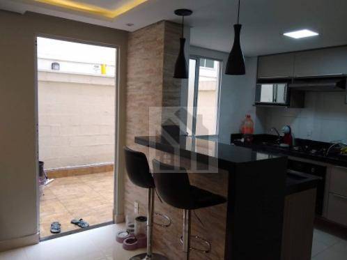 Apartamento à venda com 2 quartos, 62m² - Foto 13