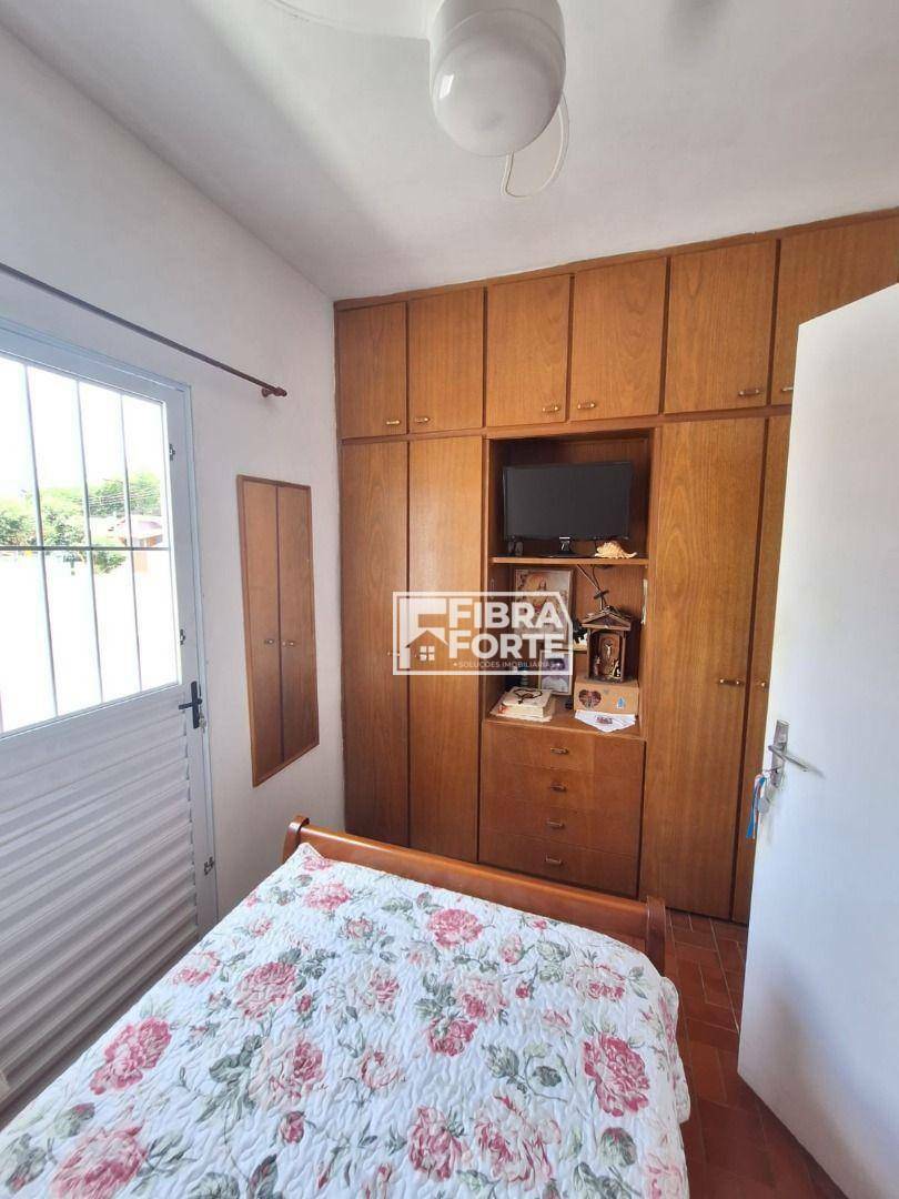 Casa à venda com 3 quartos, 154m² - Foto 12