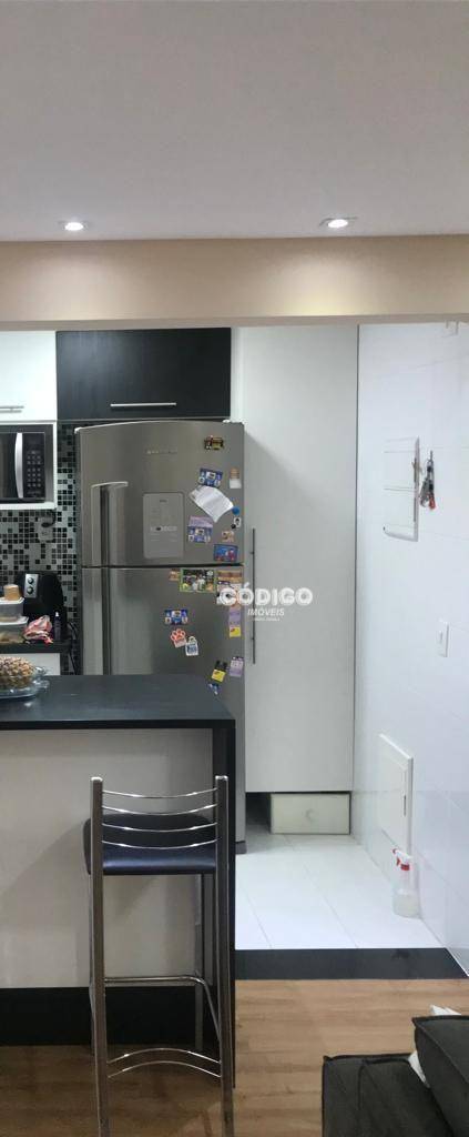 Apartamento à venda com 2 quartos, 70m² - Foto 16