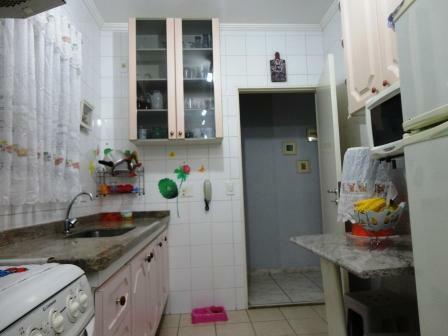 Apartamento à venda com 2 quartos, 60m² - Foto 21