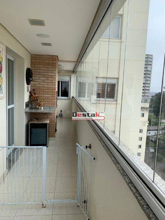 Apartamento à venda com 3 quartos, 204m² - Foto 7