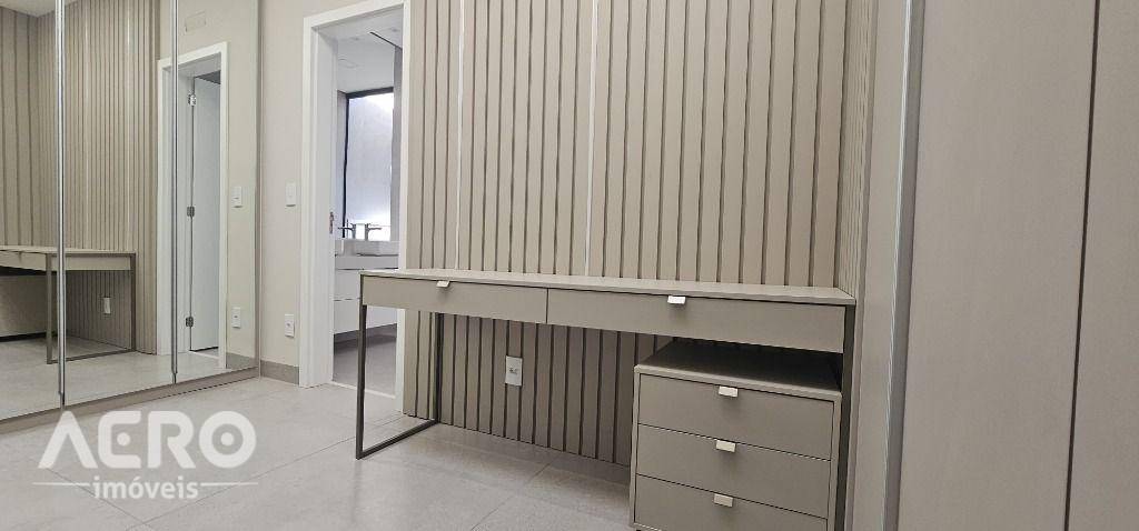 Casa de Condomínio à venda e aluguel com 3 quartos, 198m² - Foto 15
