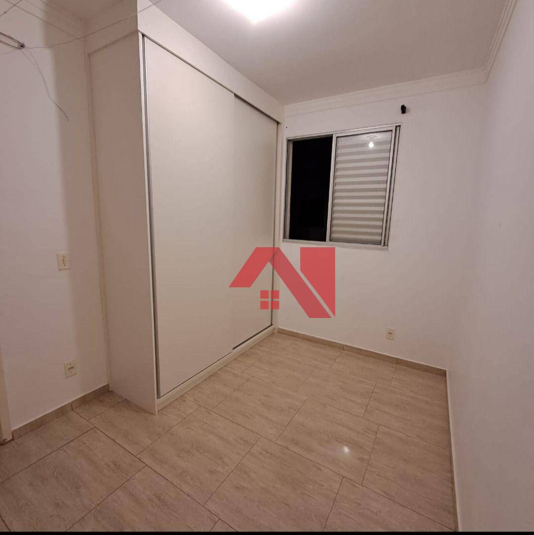 Apartamento à venda com 2 quartos, 45m² - Foto 3