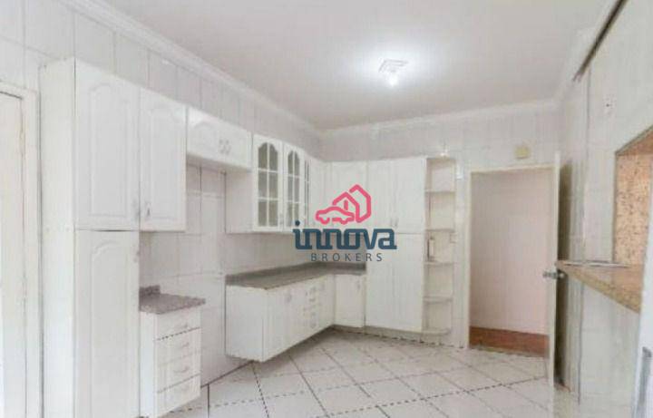 Apartamento à venda com 3 quartos, 145m² - Foto 3