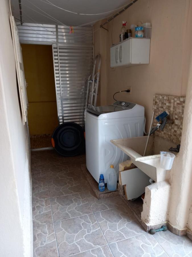 Casa à venda com 5 quartos, 250m² - Foto 23