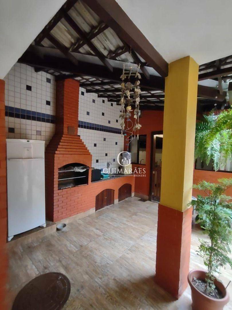 Casa de Condomínio à venda com 4 quartos, 350m² - Foto 28