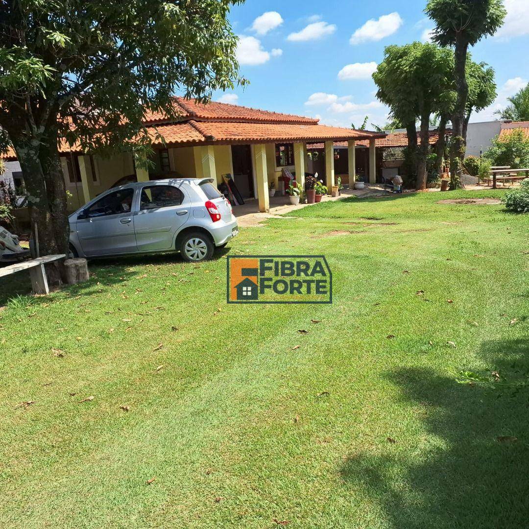 Chácara à venda com 2 quartos, 70m² - Foto 2