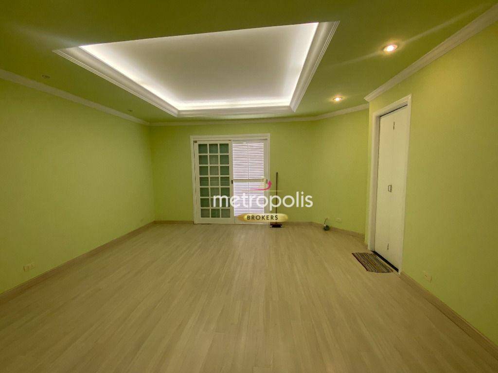 Sobrado à venda com 3 quartos, 382m² - Foto 20