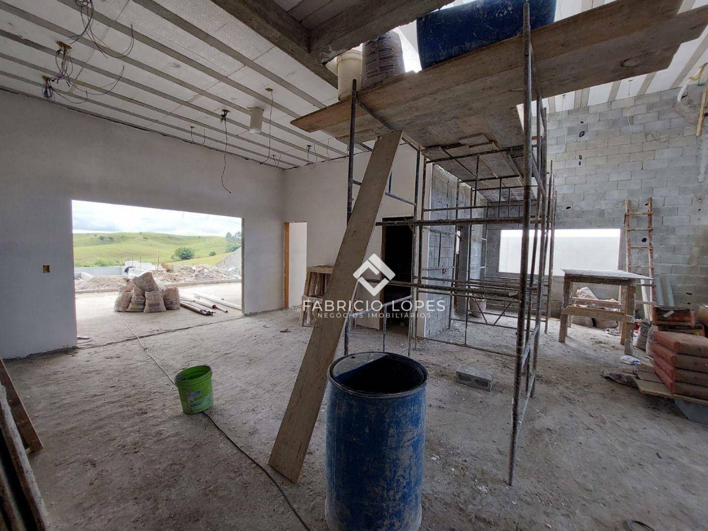 Casa à venda com 3 quartos, 340m² - Foto 4