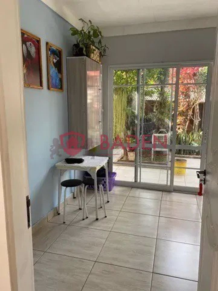 Casa à venda com 2 quartos, 120m² - Foto 14