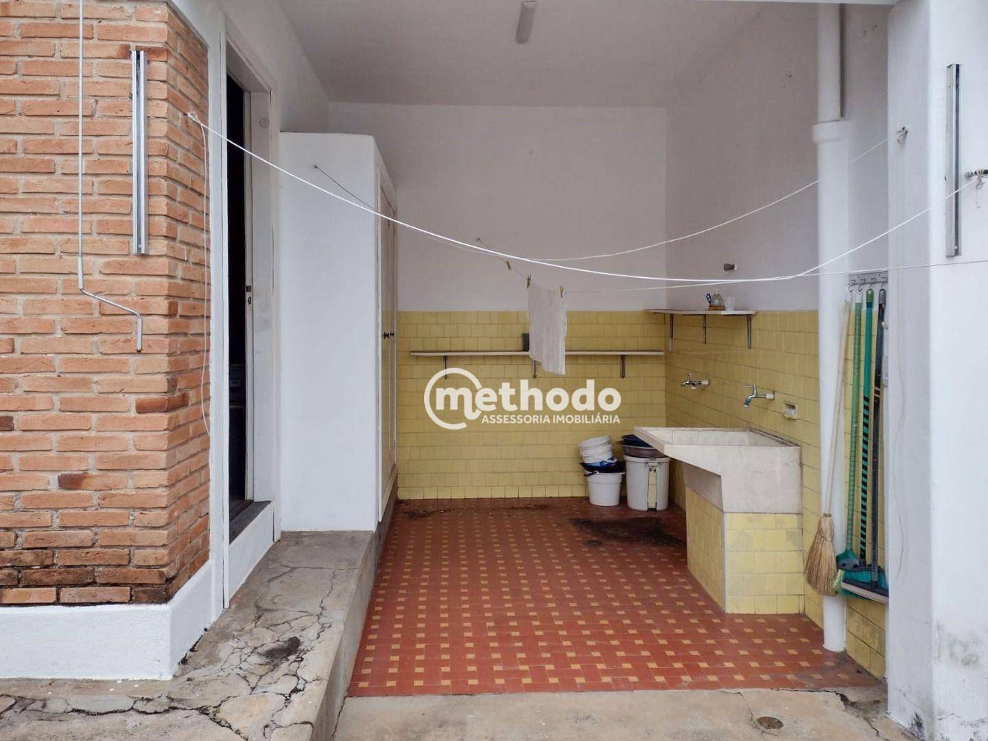 Casa à venda com 3 quartos, 172m² - Foto 11