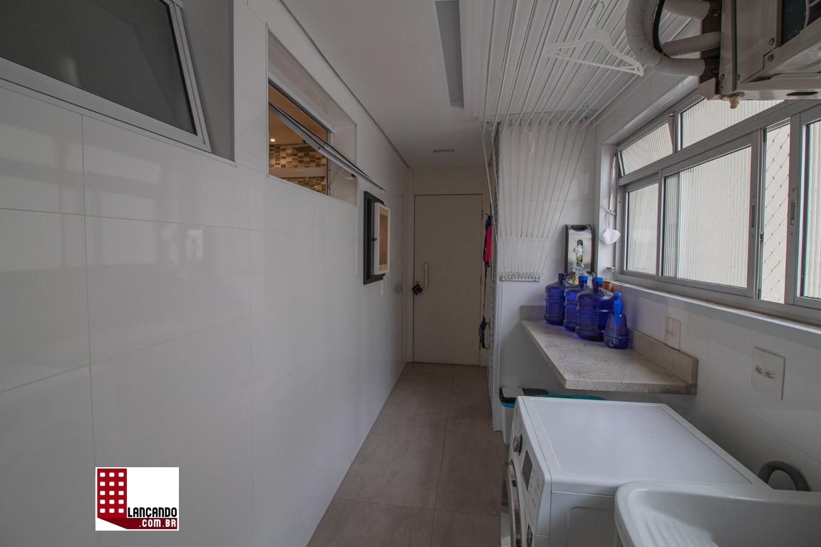 Apartamento à venda com 3 quartos, 187m² - Foto 5