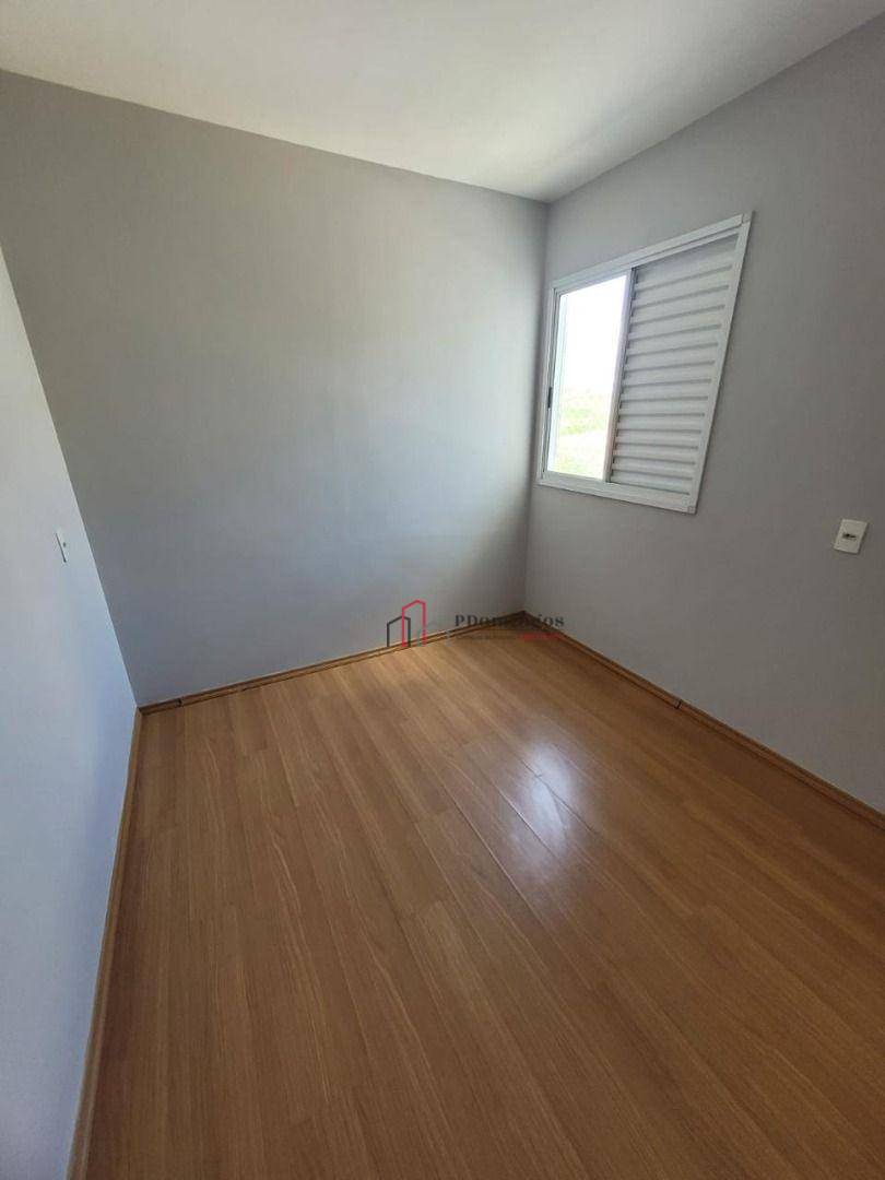 Apartamento à venda com 2 quartos, 45m² - Foto 3