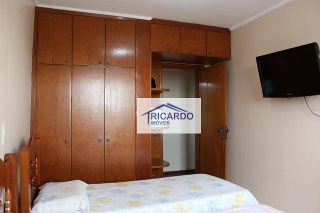 Apartamento à venda com 3 quartos, 81m² - Foto 7