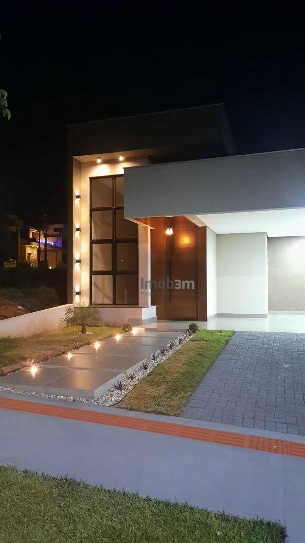 Casa de Condomínio à venda com 3 quartos, 150m² - Foto 1