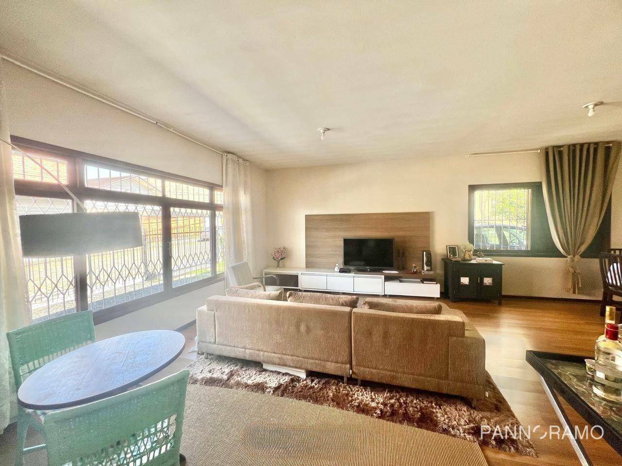 Casa à venda com 4 quartos, 300m² - Foto 10