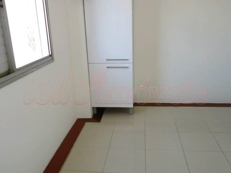 Apartamento para alugar com 2 quartos, 70m² - Foto 15