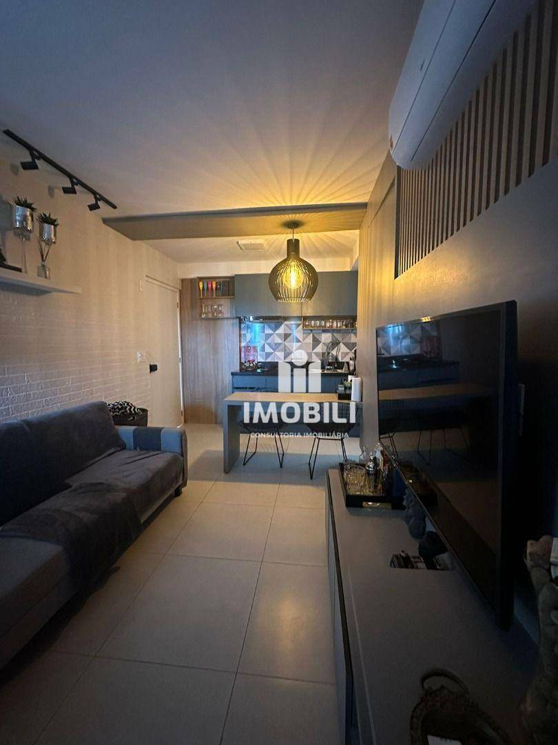 Apartamento à venda com 1 quarto, 43m² - Foto 5