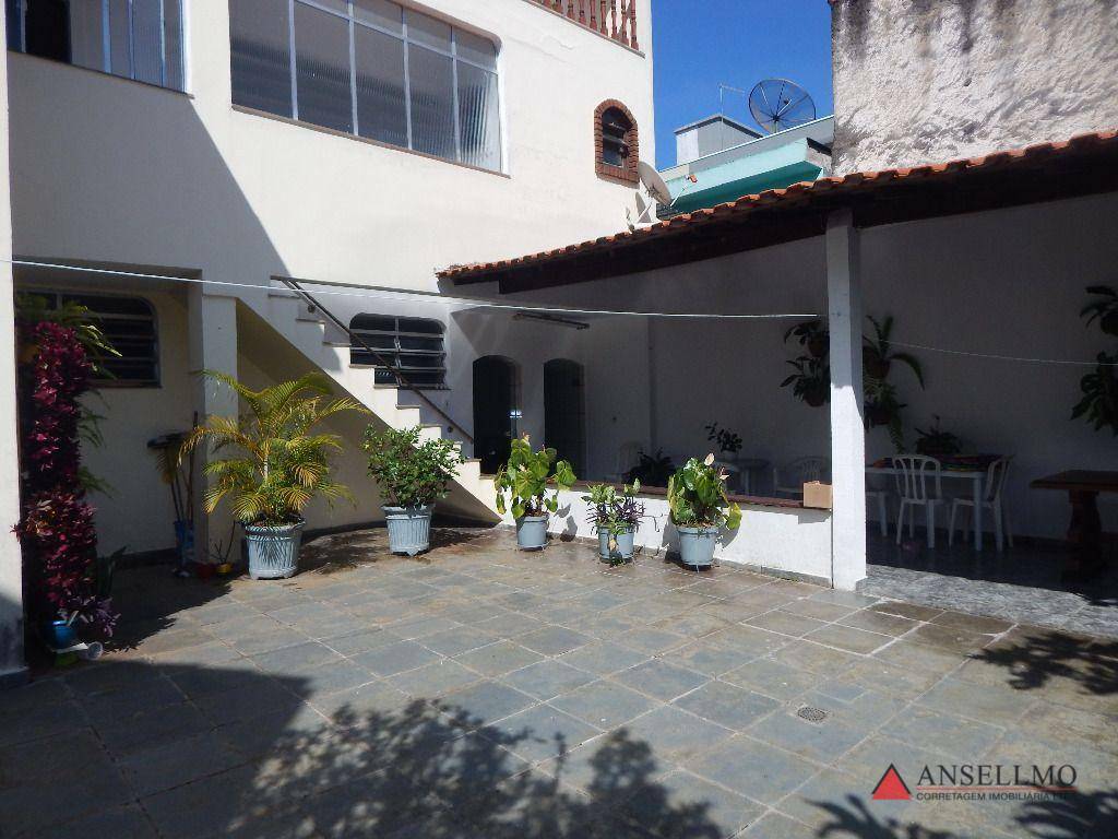 Sobrado à venda e aluguel com 4 quartos, 530m² - Foto 12