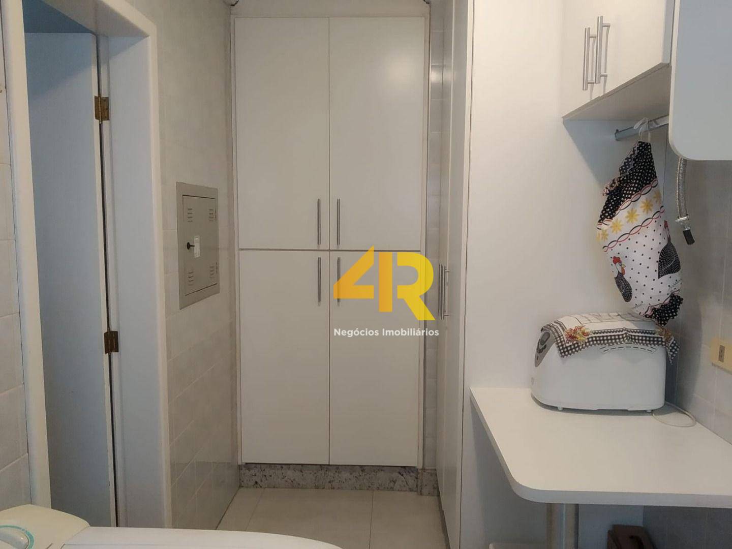 Apartamento à venda com 3 quartos, 128m² - Foto 10