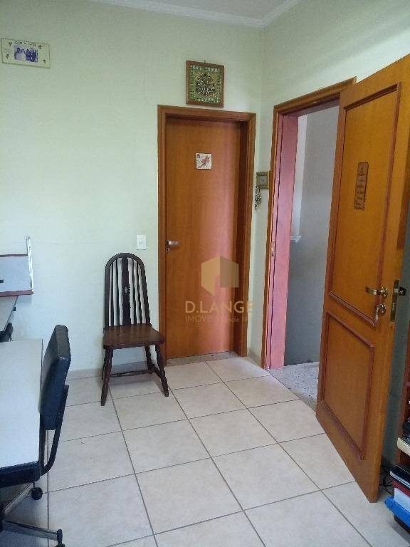 Casa à venda com 4 quartos, 210m² - Foto 19