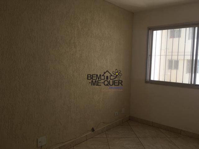 Apartamento à venda com 2 quartos, 47m² - Foto 2