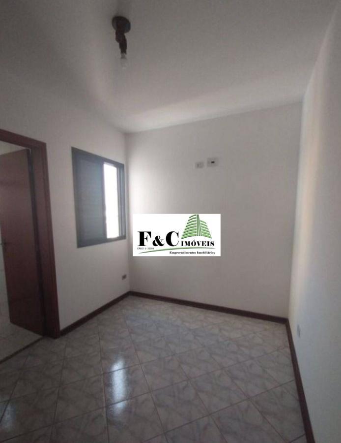 Apartamento à venda com 3 quartos, 86m² - Foto 9