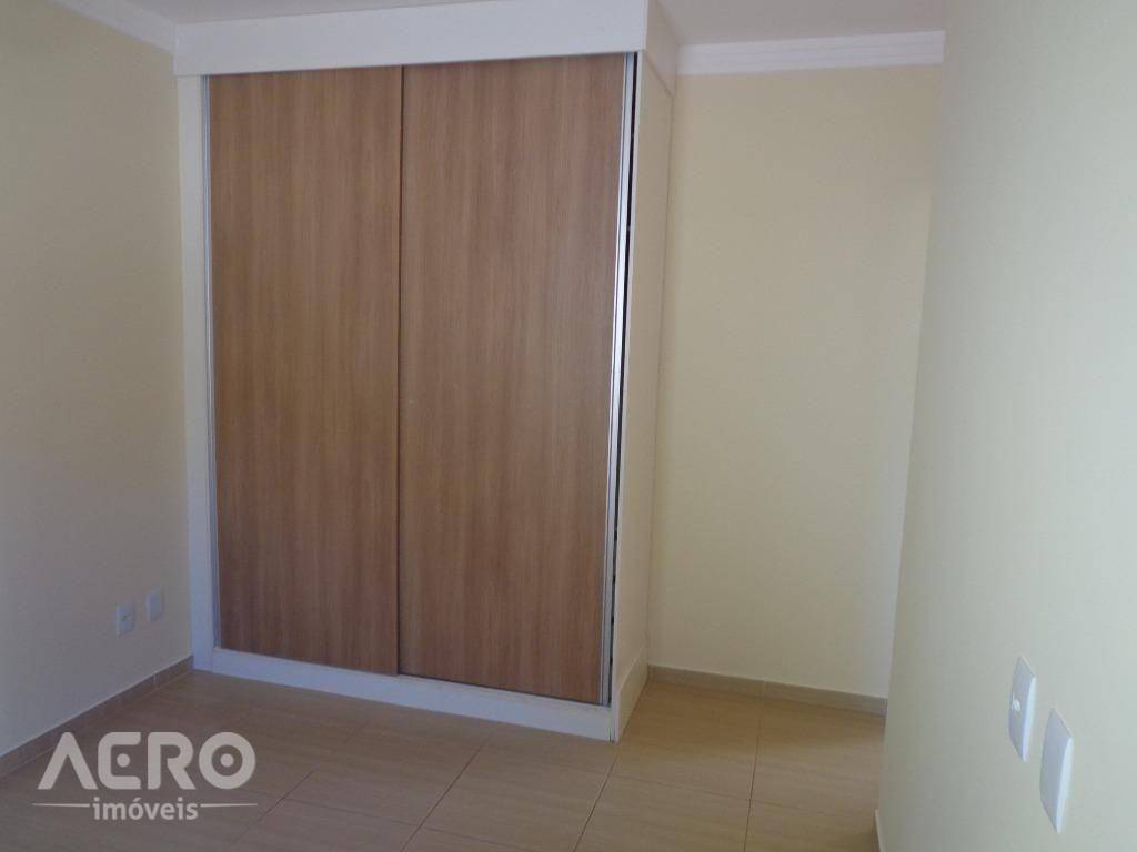 Casa à venda com 3 quartos, 230m² - Foto 34