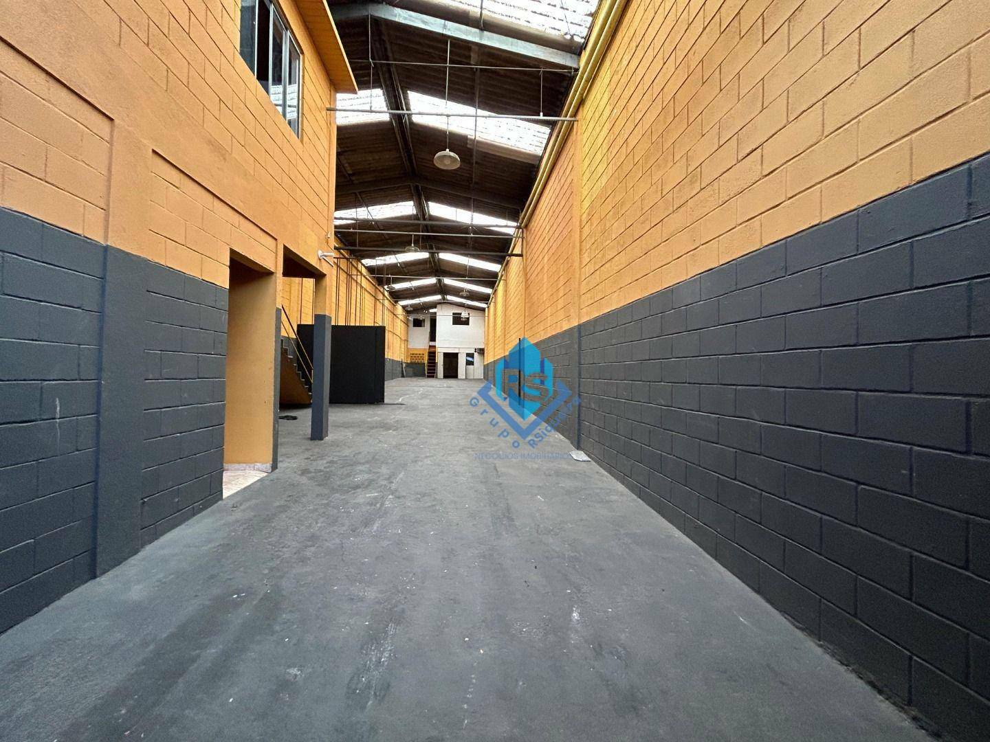 Depósito-Galpão-Armazém para alugar, 540m² - Foto 19