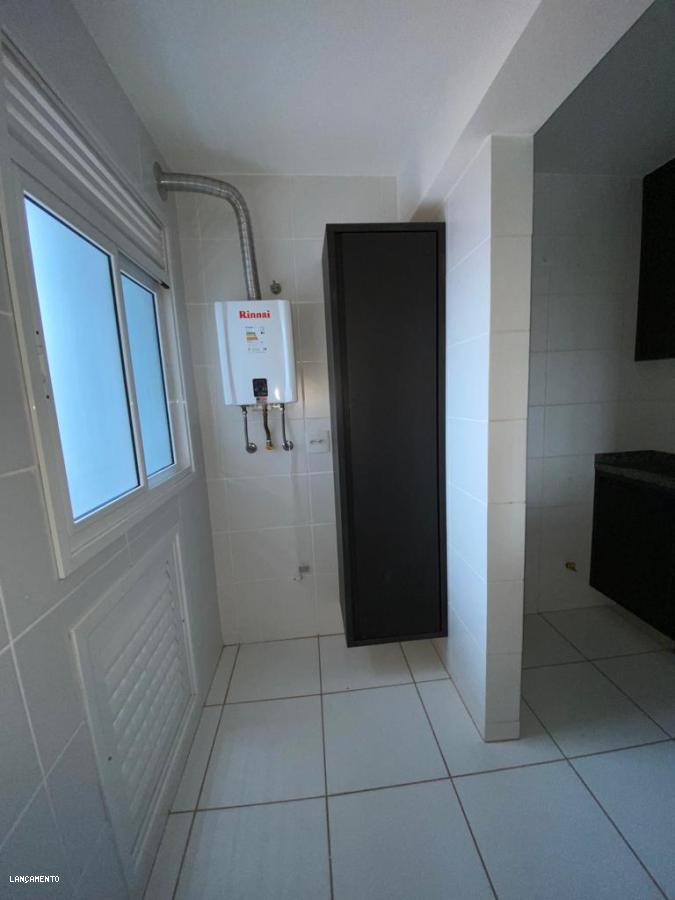 Apartamento à venda com 3 quartos, 81m² - Foto 9