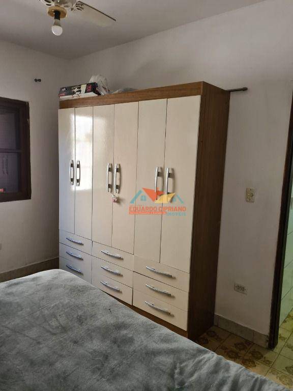 Casa à venda com 3 quartos, 80m² - Foto 8