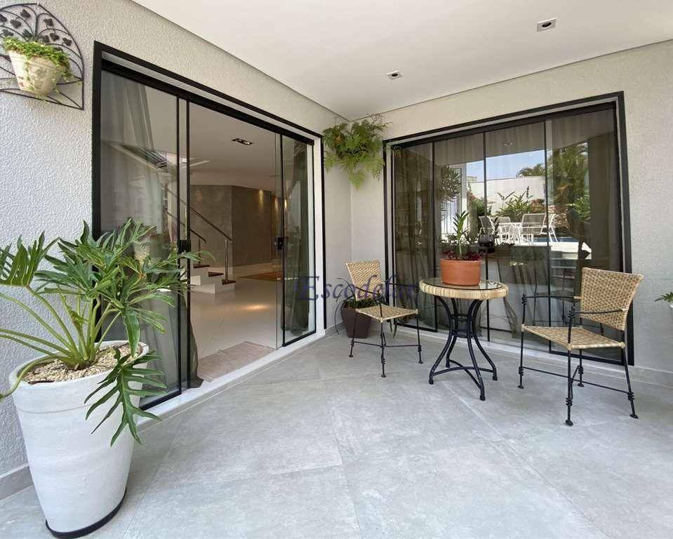 Casa de Condomínio à venda com 3 quartos, 570m² - Foto 16