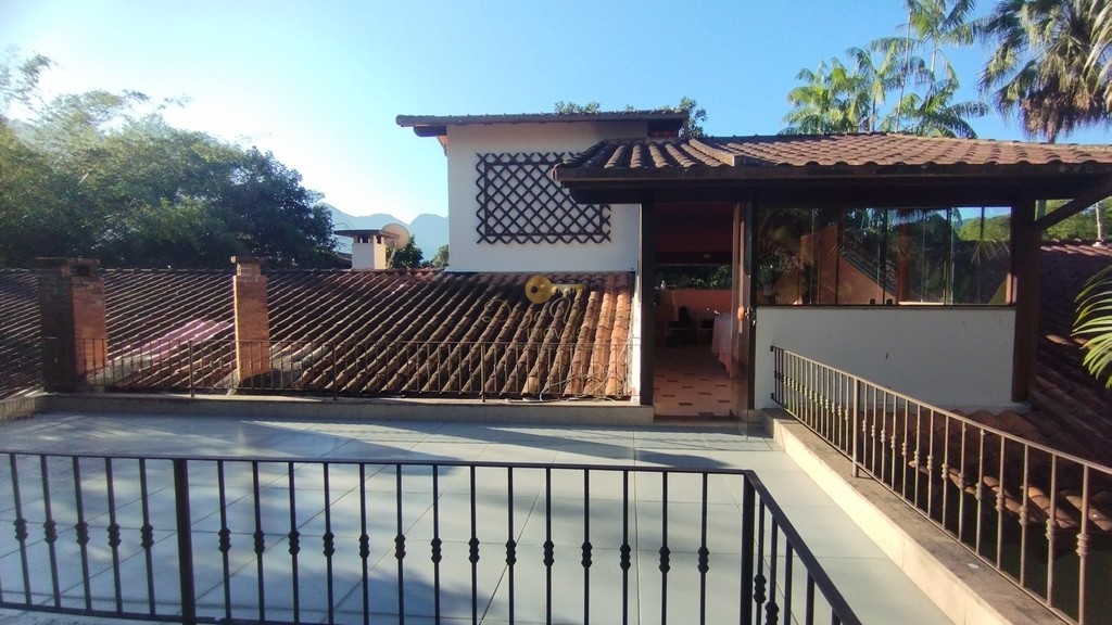 Casa à venda com 7 quartos, 3200m² - Foto 45