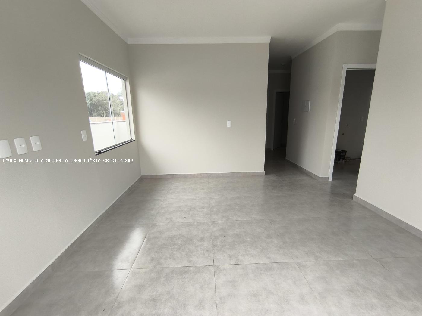 Casa à venda com 3 quartos, 219m² - Foto 10