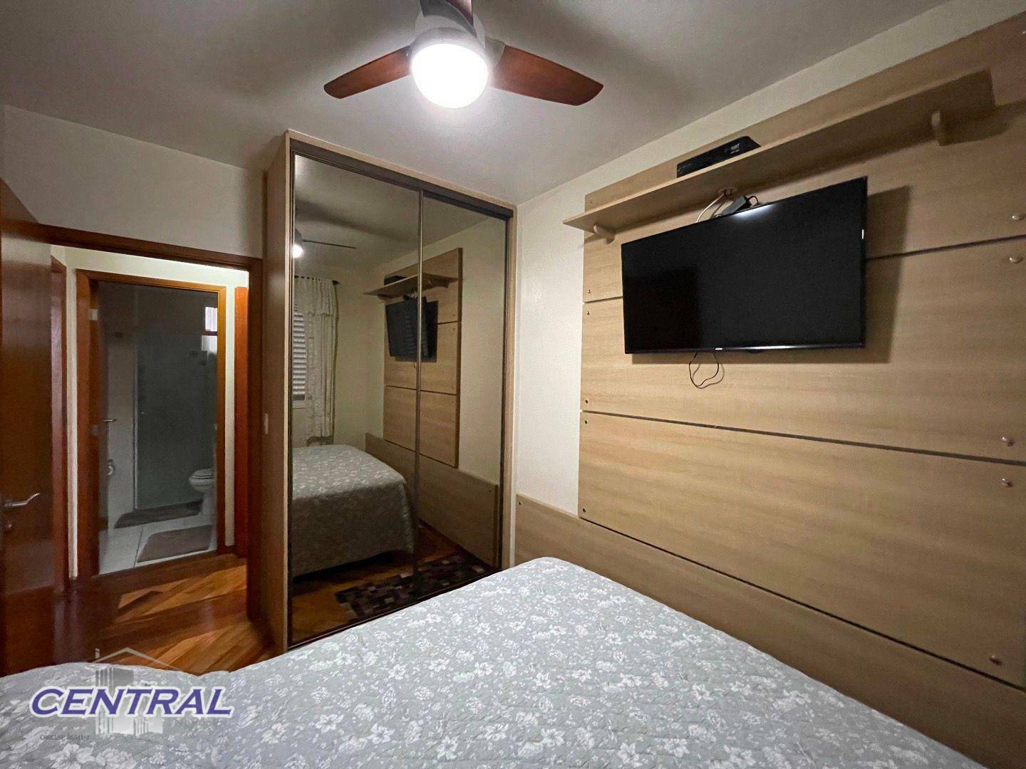 Apartamento à venda com 3 quartos, 112m² - Foto 13