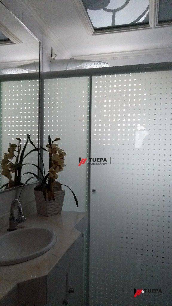 Apartamento à venda com 3 quartos, 110m² - Foto 1