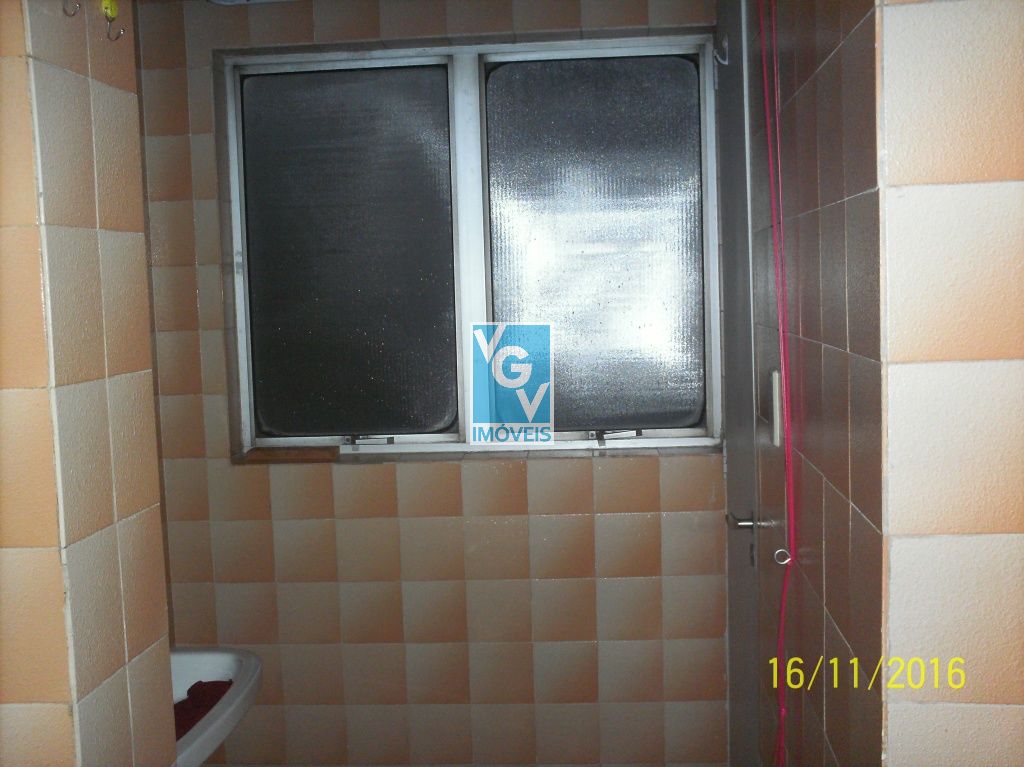 Apartamento para alugar com 2 quartos, 56m² - Foto 13