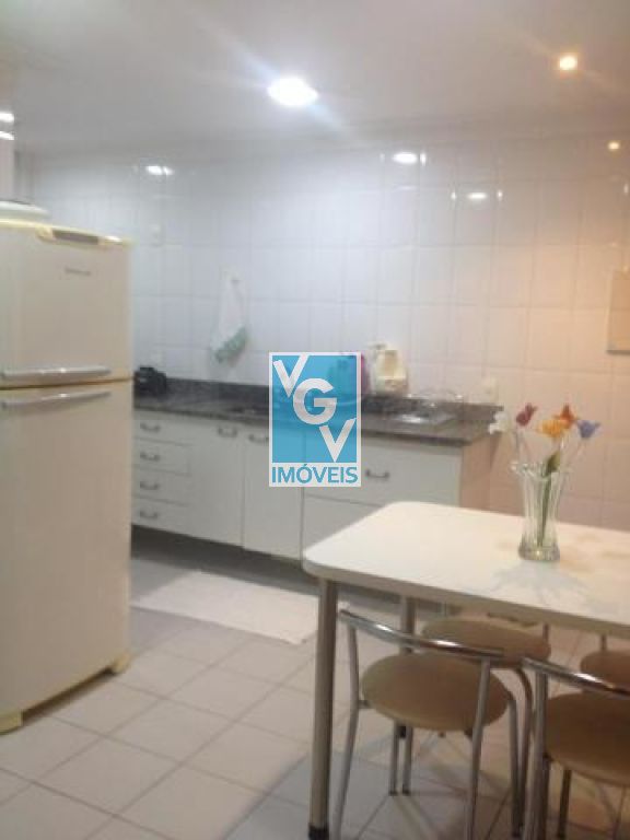 Apartamento à venda com 3 quartos, 140m² - Foto 12