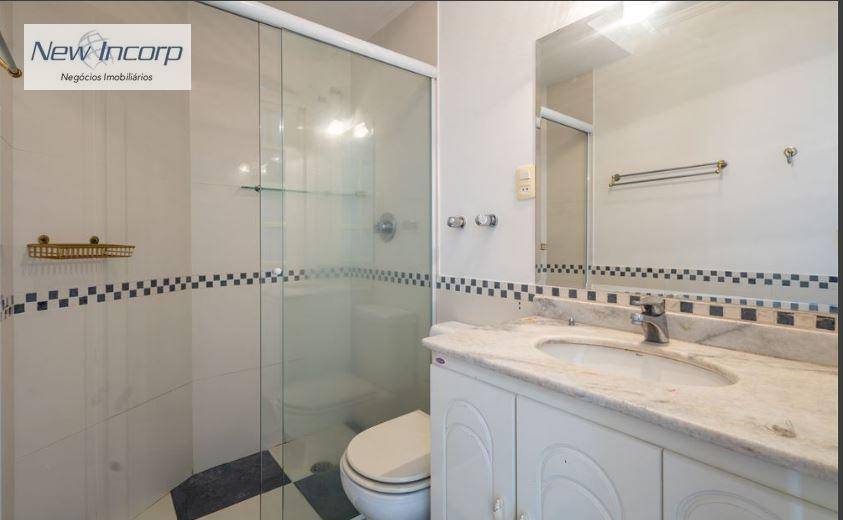 Apartamento à venda com 4 quartos, 242m² - Foto 31