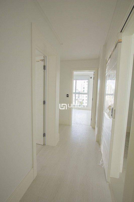 Apartamento à venda com 3 quartos, 151m² - Foto 14